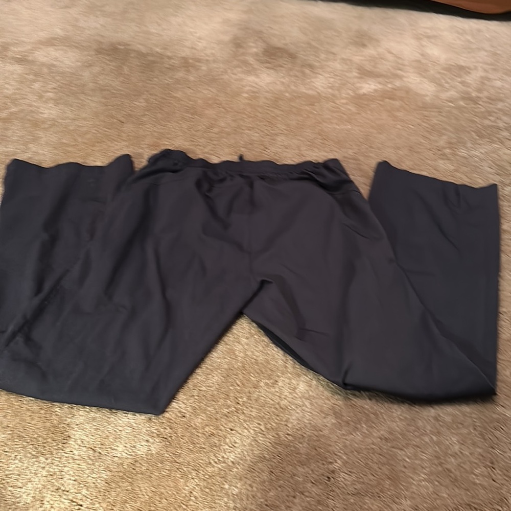 Scrub set - Picture 2 of 6